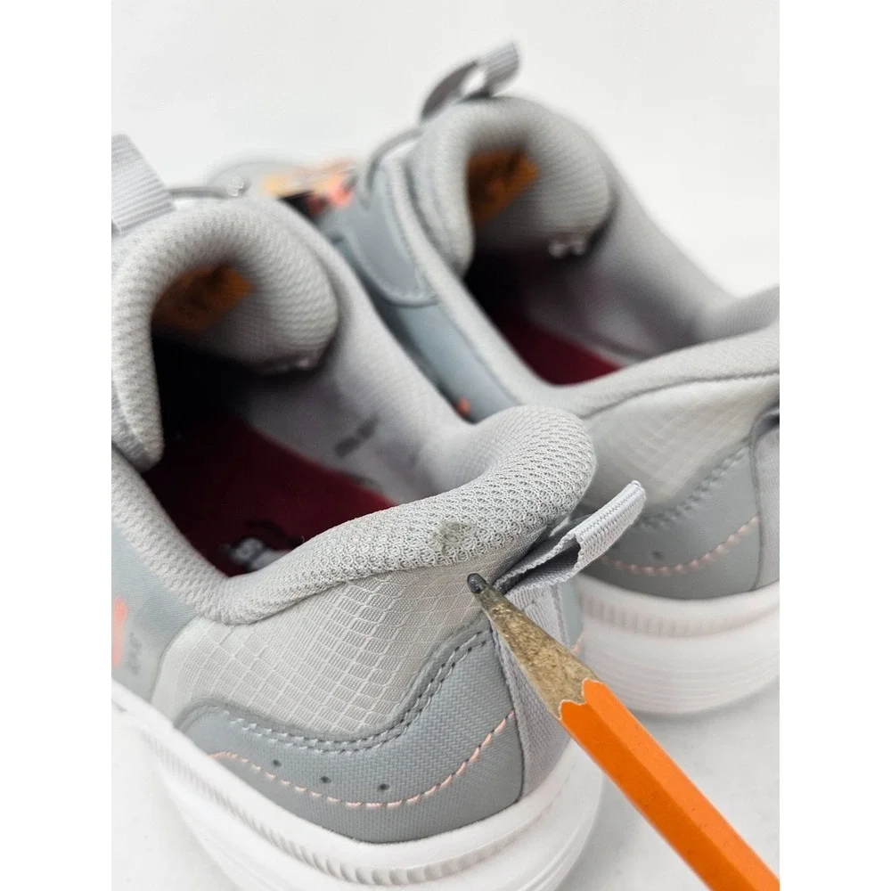 Skechers Work Carbix Yunia Slip-In Work Shoes Gray/Coral Women's Sz‎ 8 NEW/BLEM